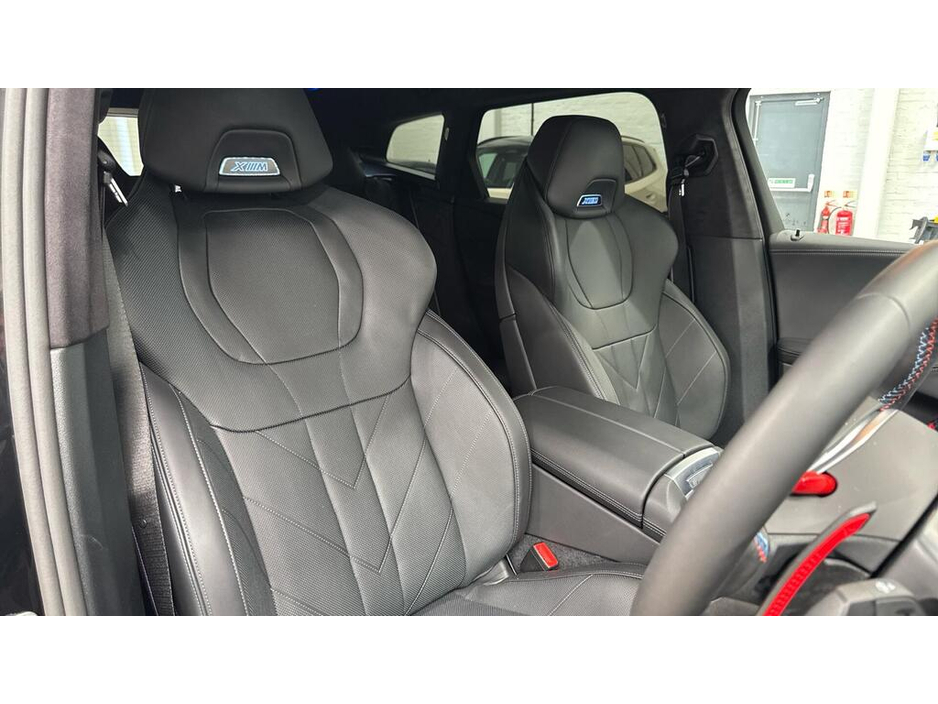 2025 BMW XM 3L Hybrid For Sale Images