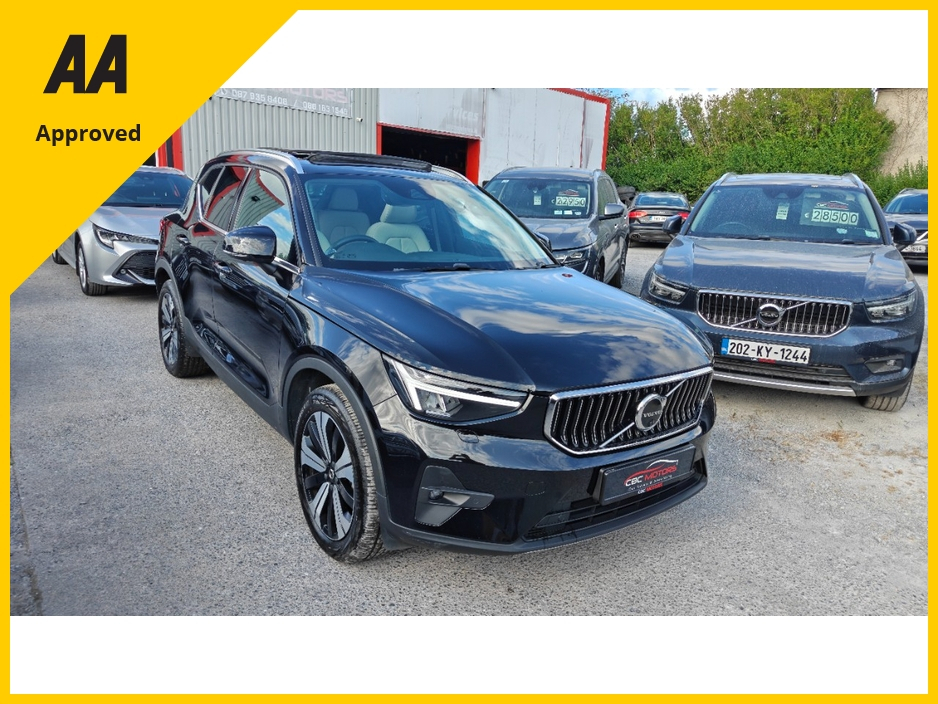 2022 Volvo XC40 For Sale Images