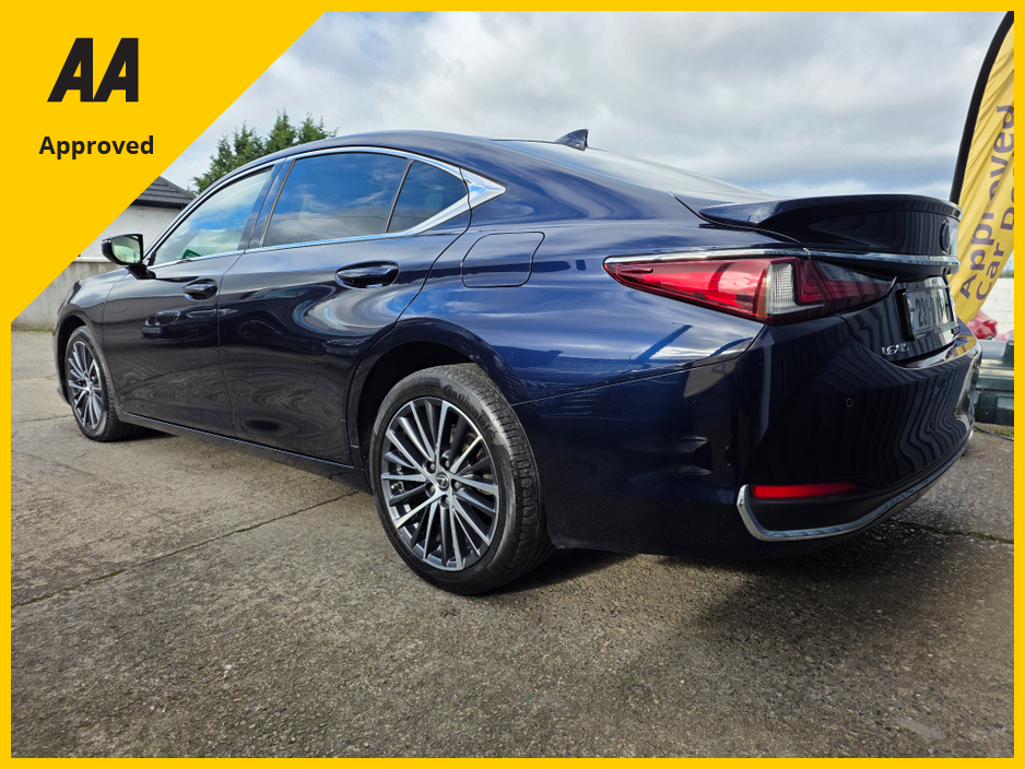 2023 Lexus ES 300 H 2.5L Petrol Hybrid For Sale Images
