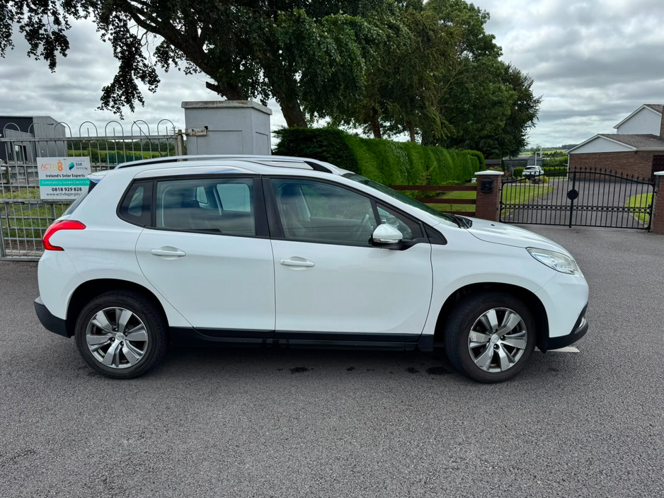 Peugeot 2008 1.2 VTI 82 bhp Active — thumbnail 3