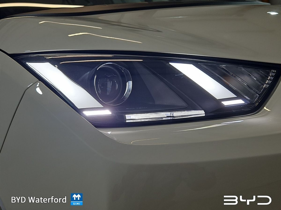 BYD Dolphin Surf *Demo Sale NOW ON* BOOST MODEL - 43.2kWh battery, up to 322km range. Includes Reversing Camera, Adaptive Cruise Control, Climate Control, Sat Nav, and Keyless Start. — thumbnail 23