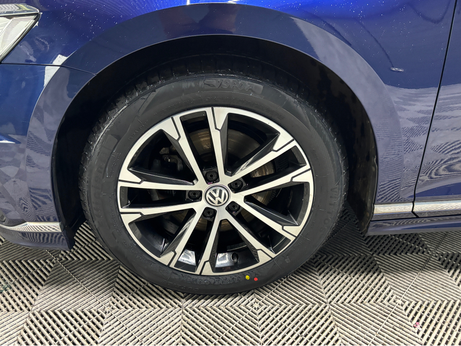 2019 Volkswagen Passat 2L Diesel For Sale Images