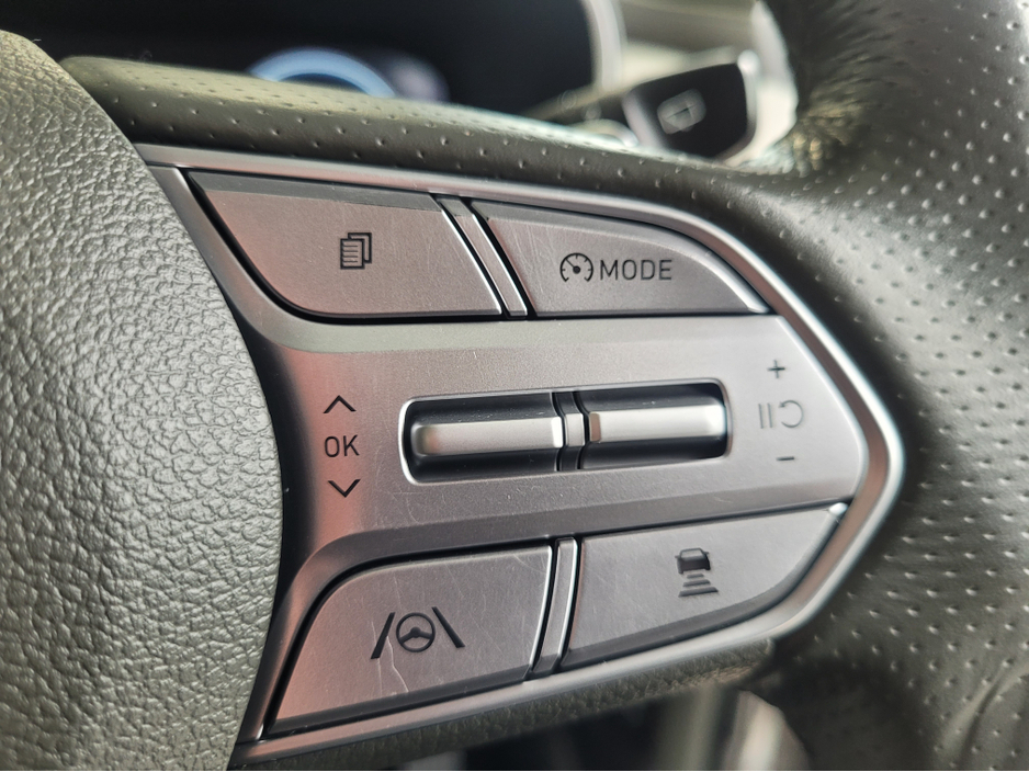 2021 Hyundai Santa Fe 2.2L Diesel For Sale Images