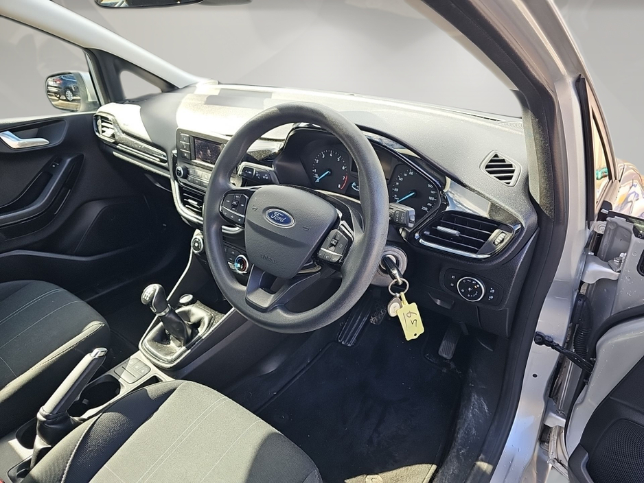 Ford Fiesta 1.1 ZETEC — thumbnail 13