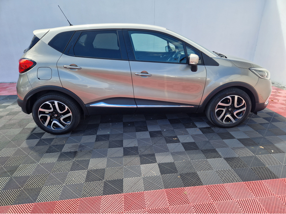 2015 Renault Captur 1.2L Petrol For Sale Images