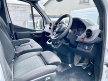 2022 Mercedes-Benz Sprinter 2L Diesel For Sale Images