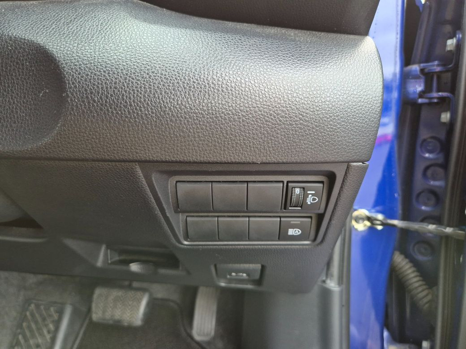 Toyota Yaris 1.5 HYBRID / X SPEC / TAX €160 — thumbnail 26