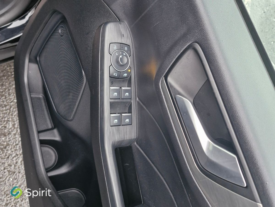 Ford Kuga 2.5 Duratec 225PS PHEV Titanium Auto Call Dave 0862045250 — thumbnail 18