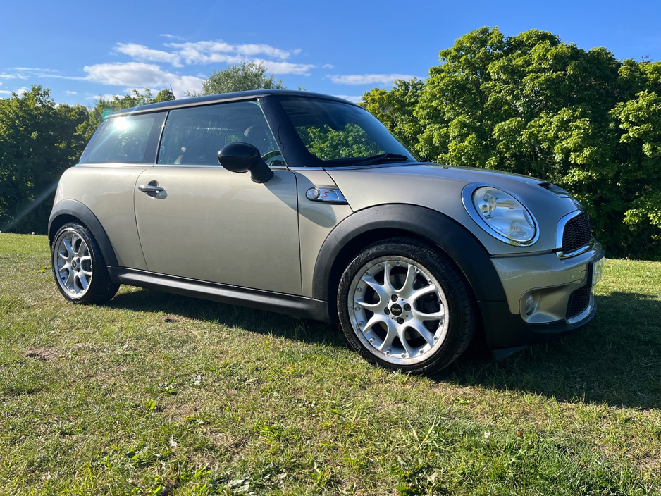 2007 MINI Hatch For Sale Images