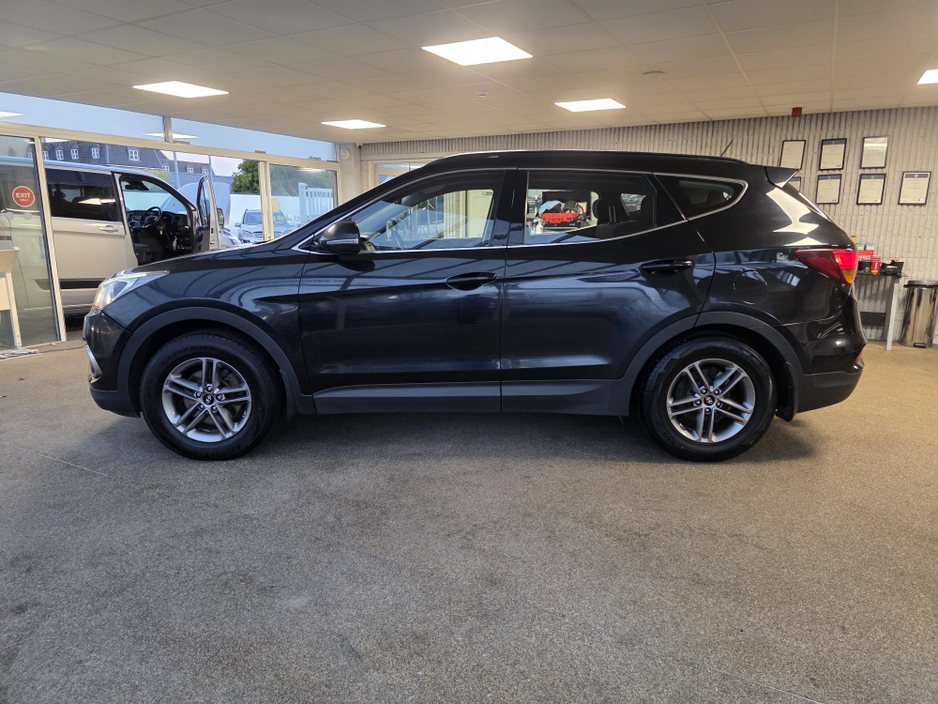 2018 Hyundai Santa Fe 2.2L Diesel For Sale Images