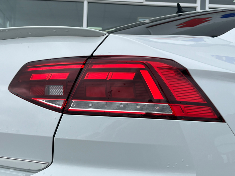 2020 Volkswagen Passat 2.0L Diesel For Sale Images