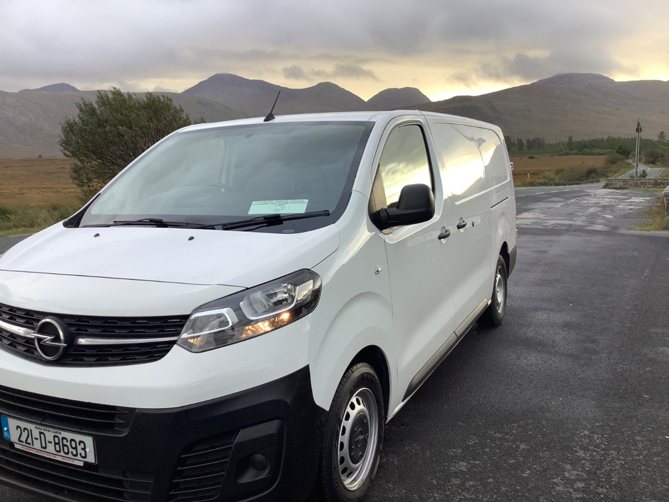2022 Opel Vivaro 1.5L Diesel For Sale Images