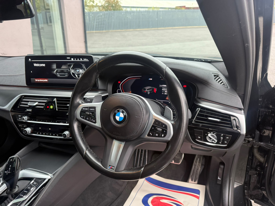 2023 BMW 5 Series 2L Diesel Hybrid For Sale Images