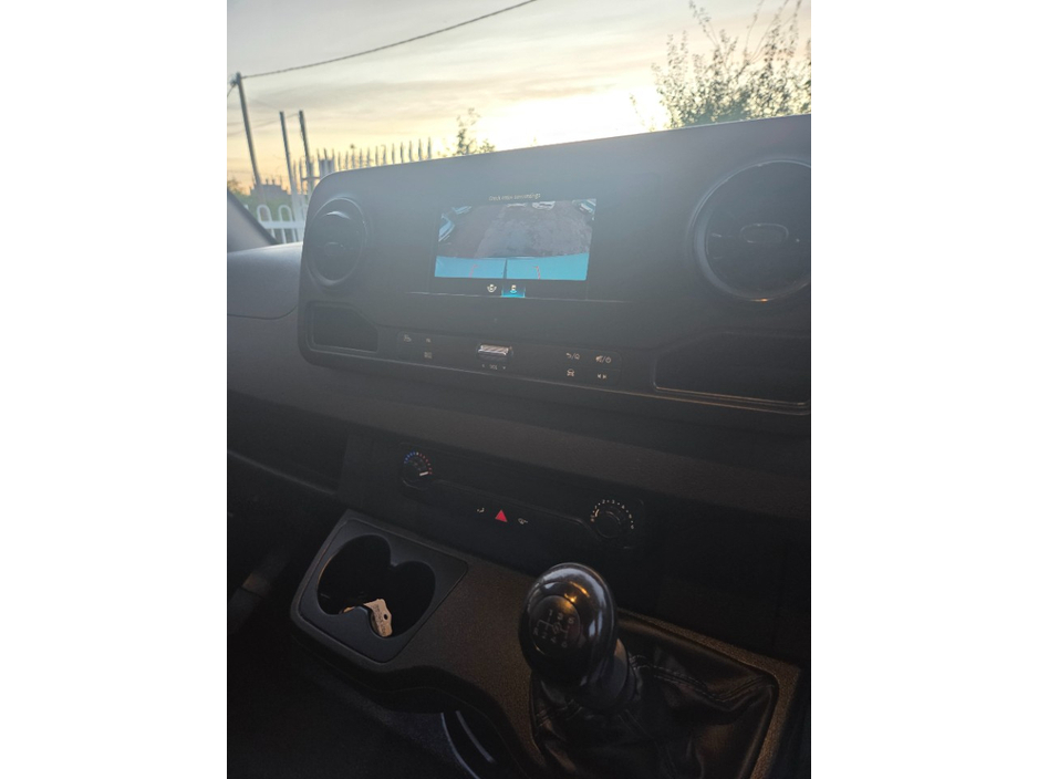 2023 Mercedes-Benz Sprinter 2L Diesel For Sale Images