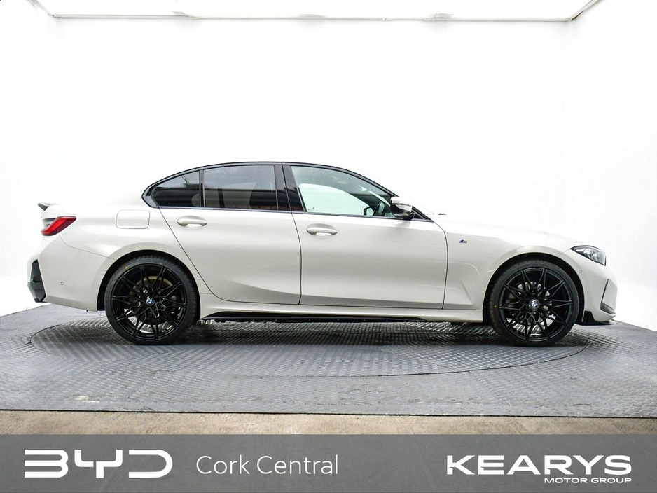 BMW 3 Series 330e M Sport PHEV Alpine White — thumbnail 5