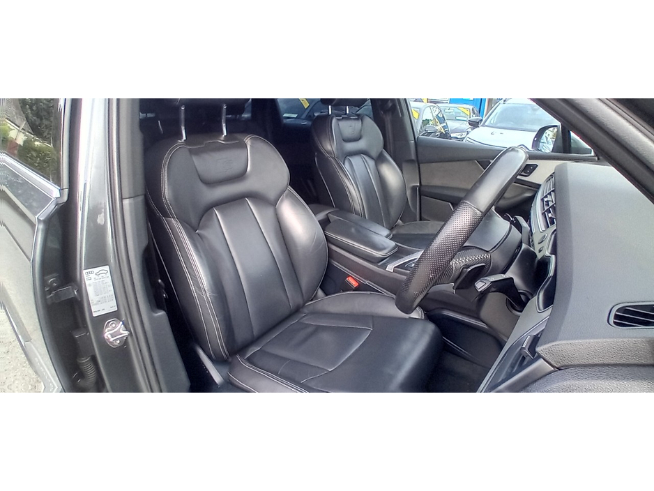 2016 Audi Q7 3L Diesel For Sale Images