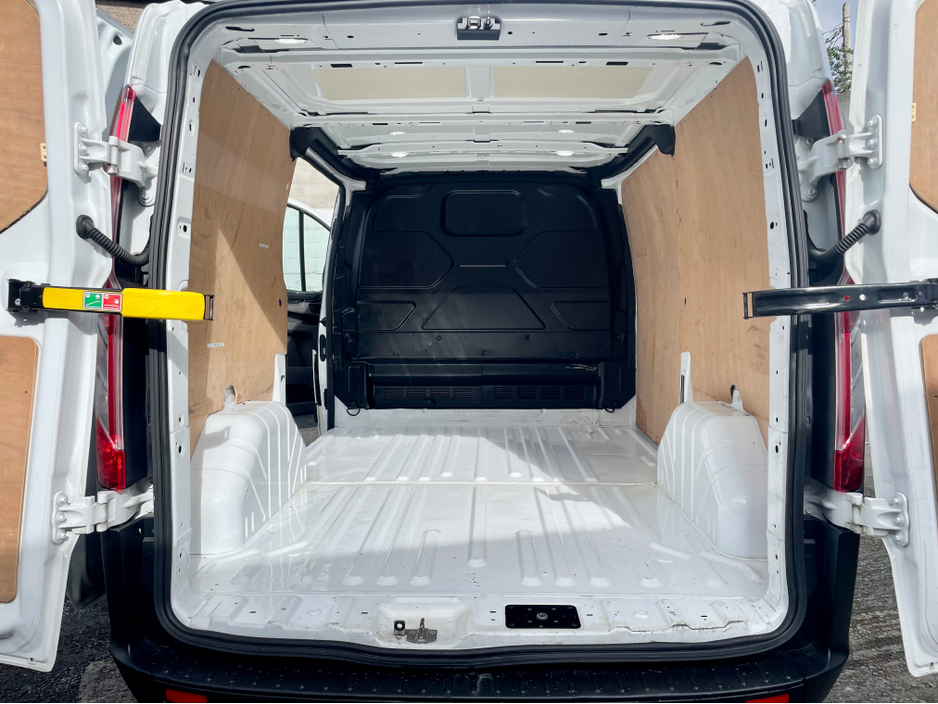 2022 Ford Transit Custom 2L Diesel For Sale Images