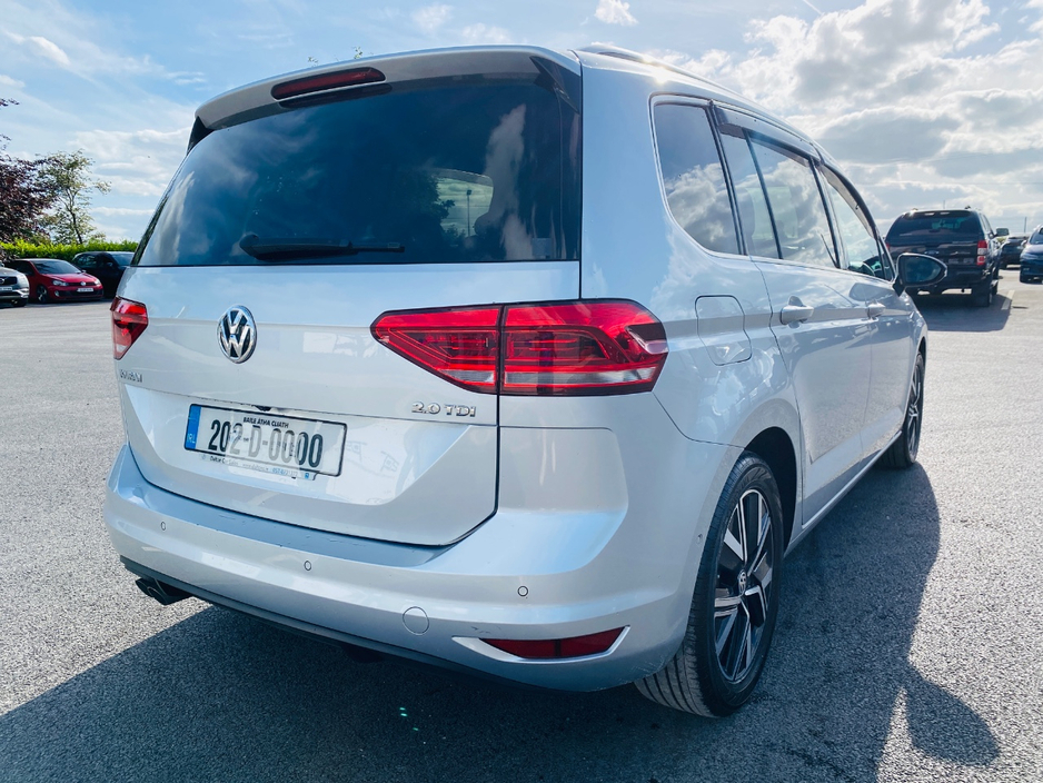 2020 Volkswagen Touran 2L Diesel For Sale Images