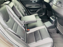2022 Volvo V60 2L Petrol Plug-in Hybrid For Sale Images