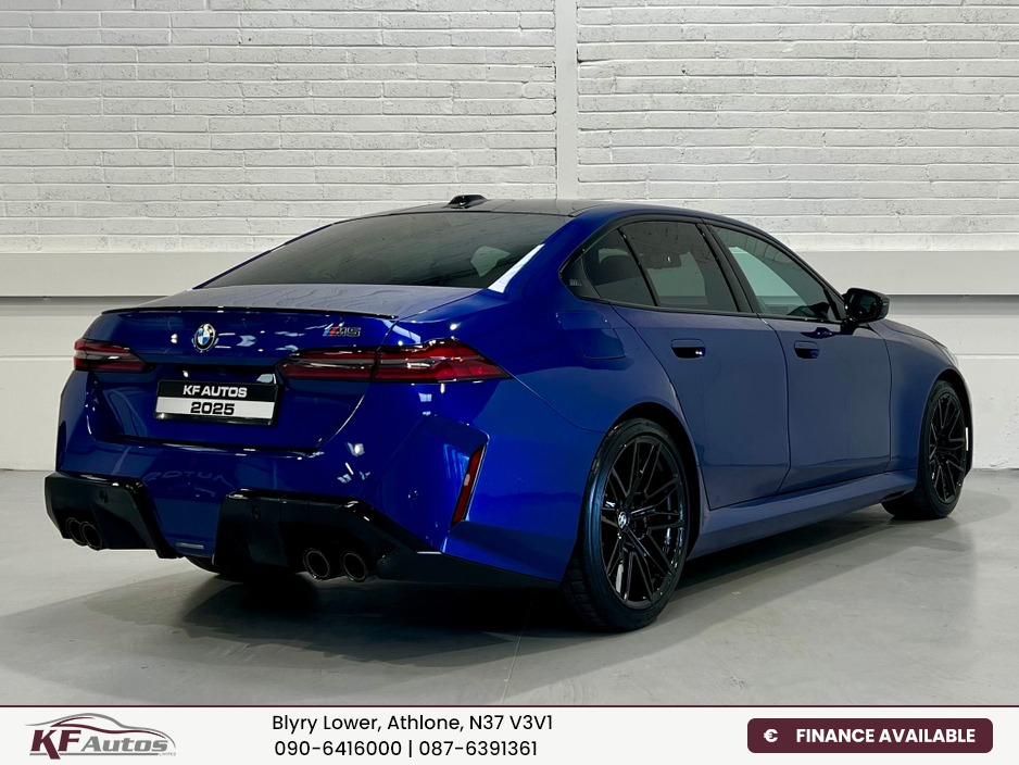 2025 BMW M5 4.5L Petrol Plug-in Hybrid For Sale Images