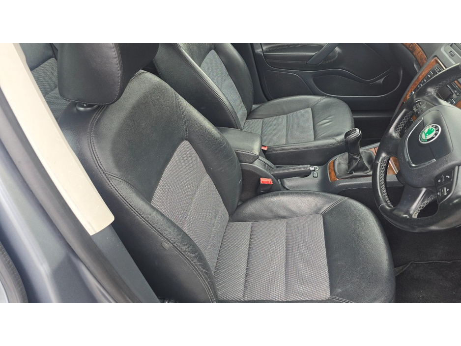 2013 Skoda Octavia 1.2L Petrol For Sale Images