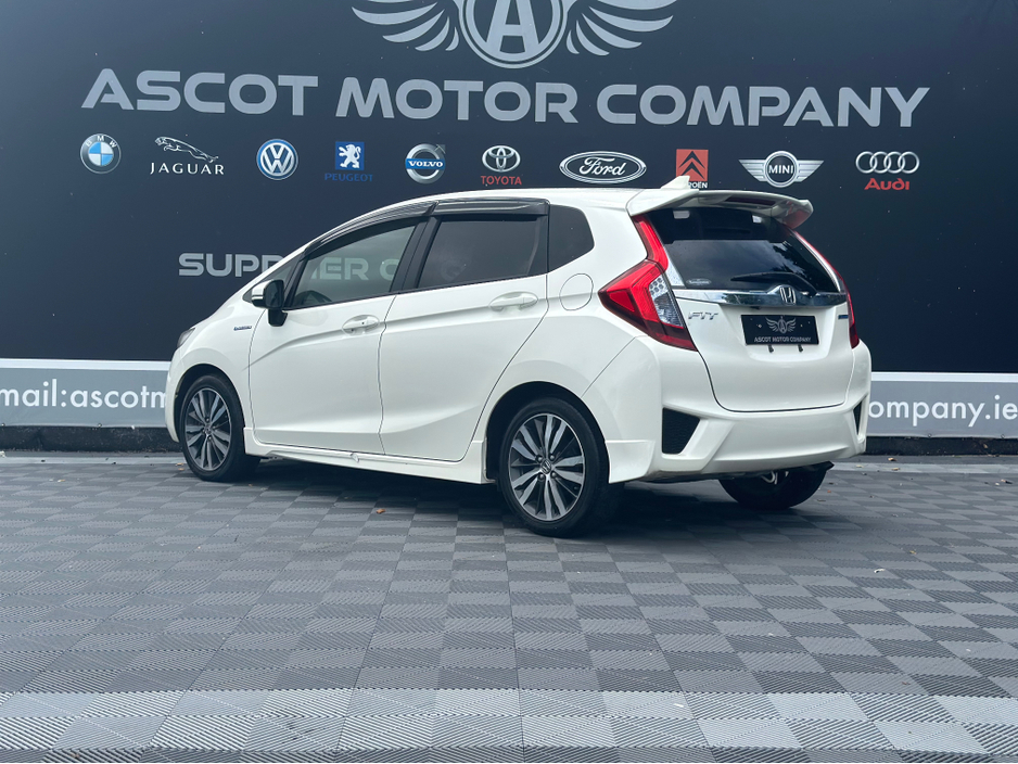 Honda Fit Hybrid — thumbnail 8