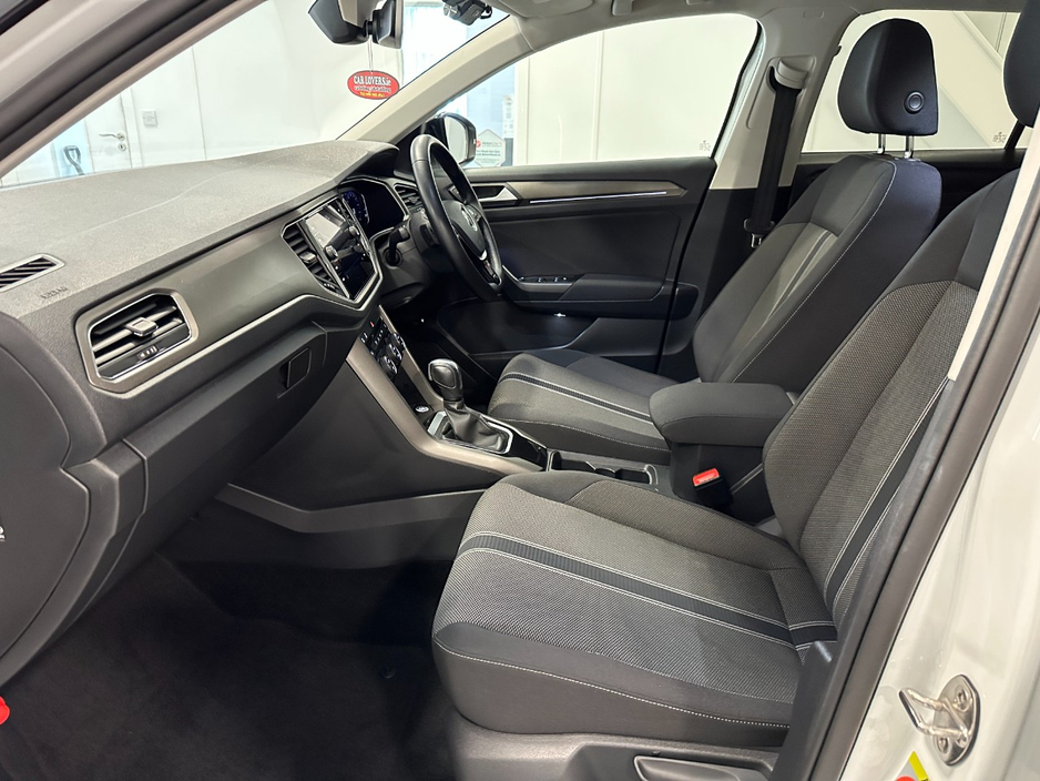 2021 Volkswagen T-Roc 2L Diesel For Sale Images