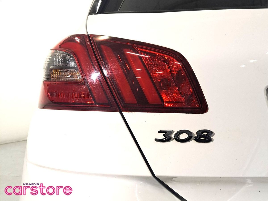 Peugeot 308 1.2 PureTech 110bhp Active — thumbnail 19