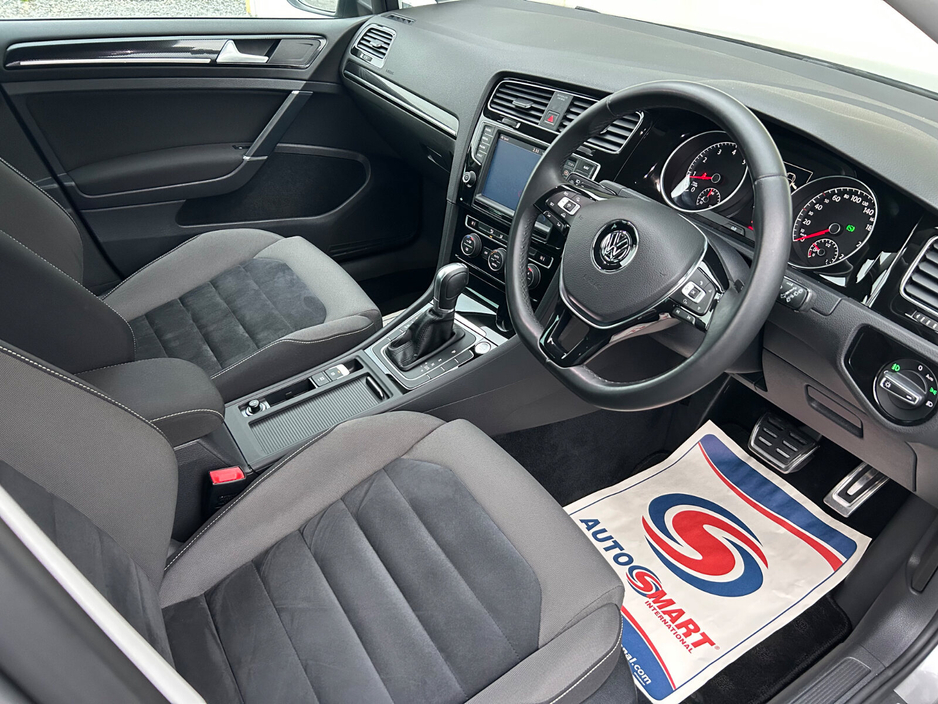 2017 Volkswagen Golf 1.4L Petrol For Sale Images