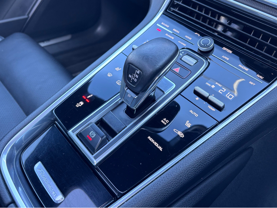 2018 Porsche Panamera 2.9L Petrol Plug-in Hybrid For Sale Images