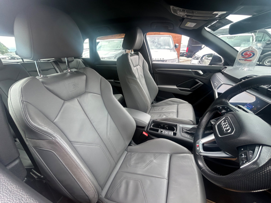 2022 Audi Q3 1.4L Petrol Plug-in Hybrid For Sale Images