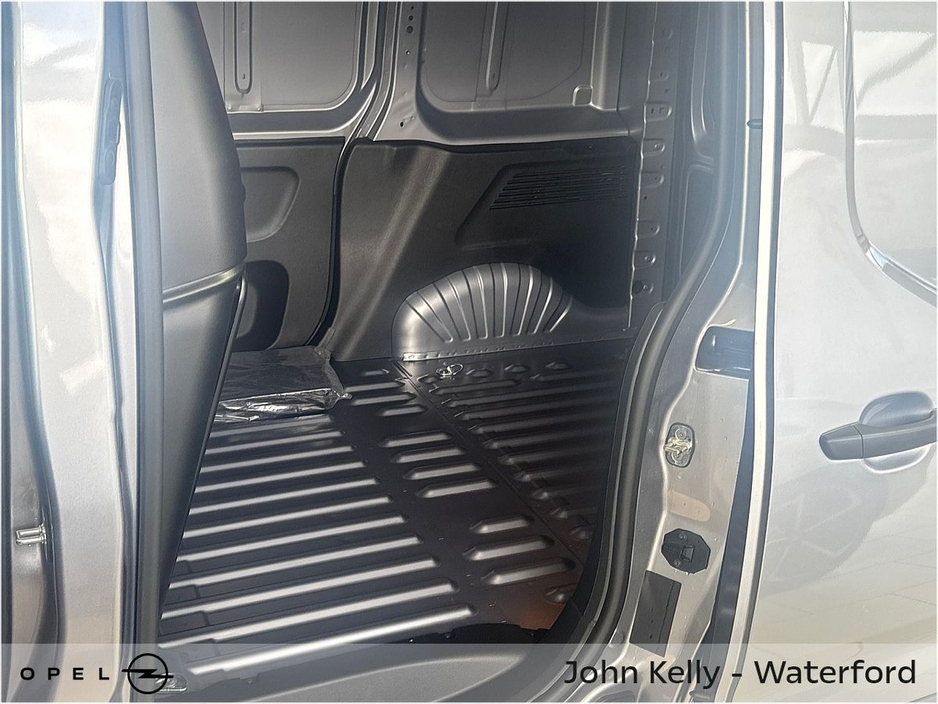 2025 Opel Combo 1.5L Diesel For Sale Images