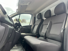 2020 Nissan NV300 2L Diesel For Sale Images