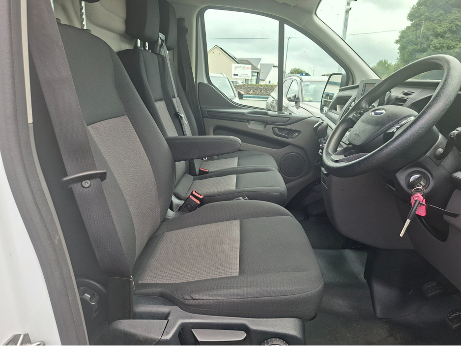 2023 Ford Transit Custom 2L Diesel For Sale Images