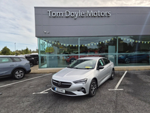 Opel Insignia SC 1.5D 122PS S/S FWD 6 Speed