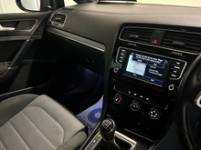 2016 Volkswagen Golf 2L Diesel For Sale Images