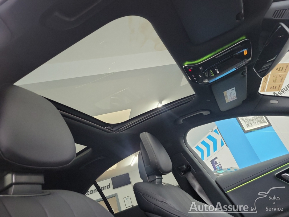 2025 Mercedes-Benz E Class 2L Hybrid For Sale Images