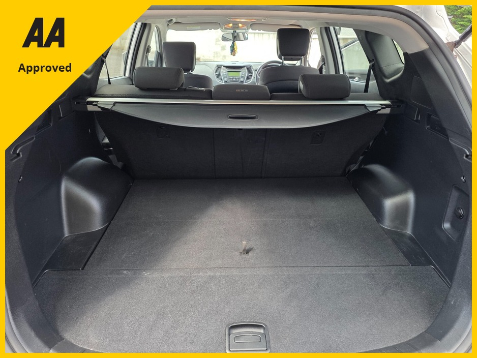 2014 Hyundai Santa Fe 2.2L Diesel For Sale Images