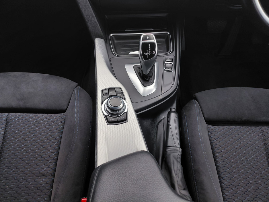 2014 BMW 3 Series 2L Petrol For Sale Images