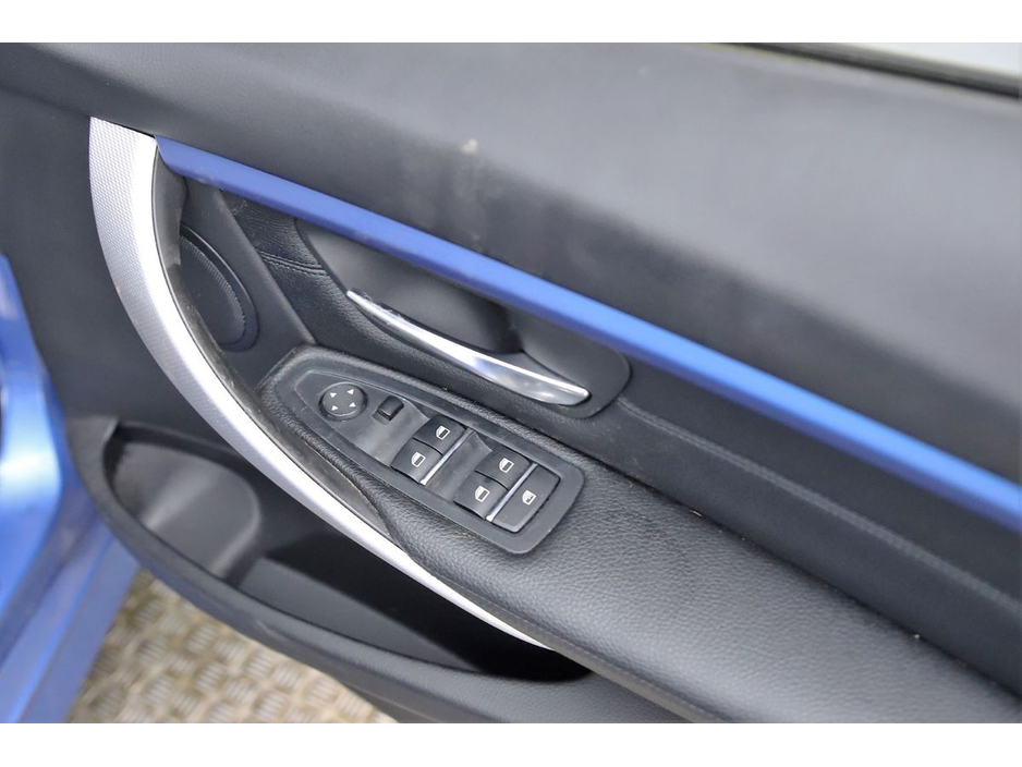 BMW 3 Series 330E M SPORT F30 PHEV *BLACK LEATHER*HUP*SAT NAV* — thumbnail 25