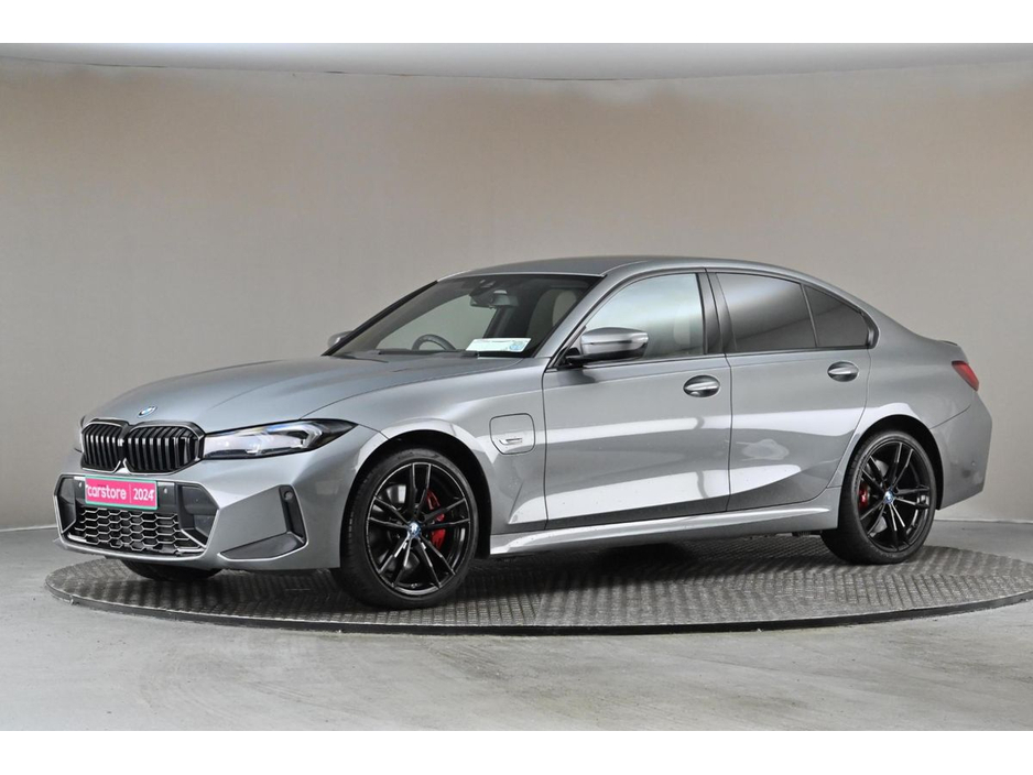 BMW 3 Series 330E M SPORT PRO +TECH + COMFORT PACK*FULLY LOADED*BEIGE LEATHER* — thumbnail 4