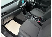 2022 Volkswagen Caddy Maxi Life 2L Diesel For Sale Images