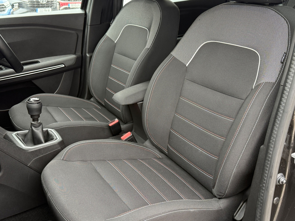 2023 Dacia Jogger 1L Petrol For Sale Images