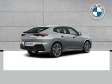 BMW iX2 eDrive20 M sport