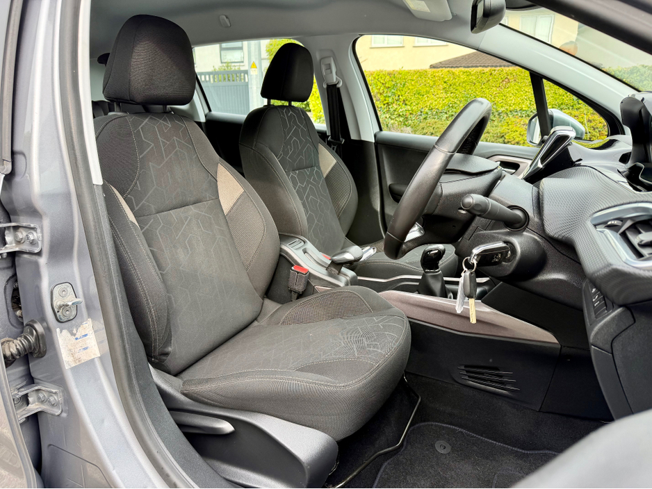 Peugeot 2008 1.2 Active Edition Petrol | AA approved | One owner | Full service history | 2 keys | June 27 nct | 200e tax | Sold serviced and valeted with motor history check and warranty provided, thank you. — thumbnail 15