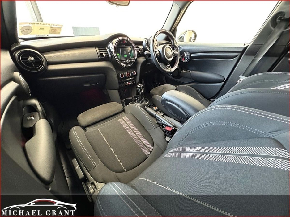 2020 MINI Hatch 1.5L Petrol For Sale Images