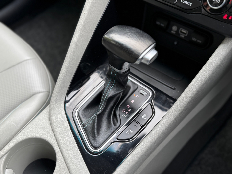 2019 Kia Niro 1.6L Petrol Plug-in Hybrid For Sale Images