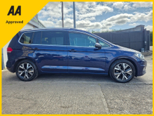 2021 Volkswagen Touran 2L Diesel For Sale Images