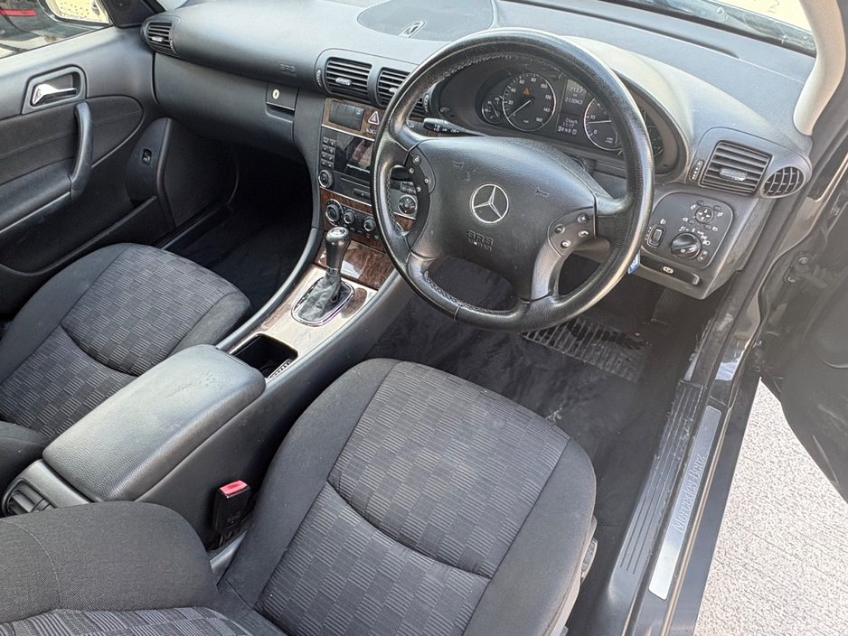 2007 Mercedes-Benz C Class 1.8L Petrol For Sale Images