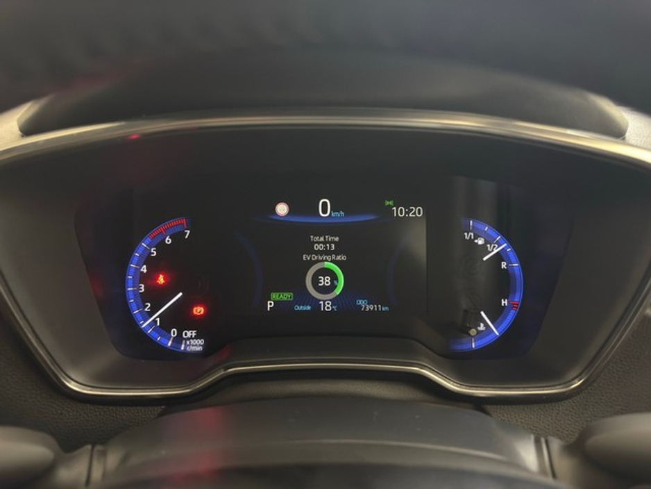 Toyota Corolla Luna Sport Hybrid Hatchback — thumbnail 13